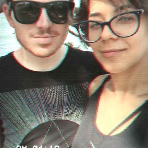 Meet your Posher, Josh - Picture 1 of 4